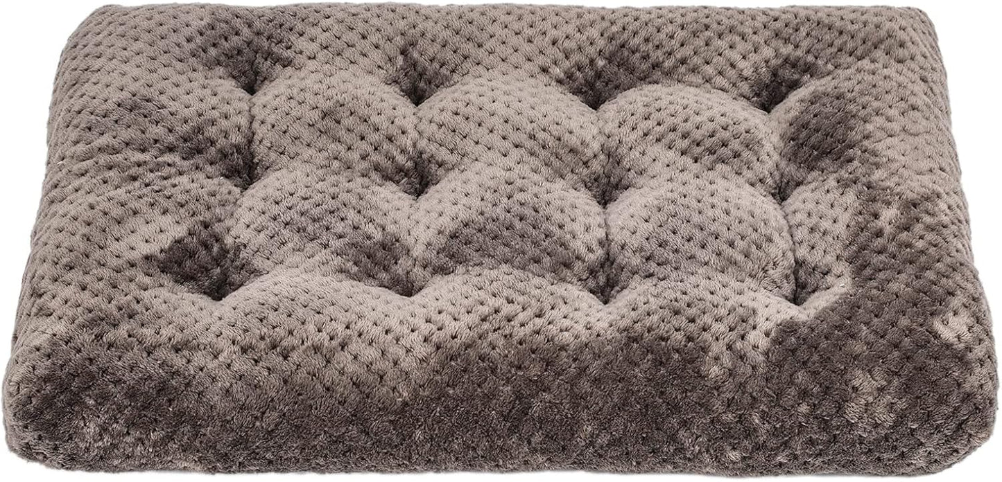 Fuzzy Deluxe Pet Bed