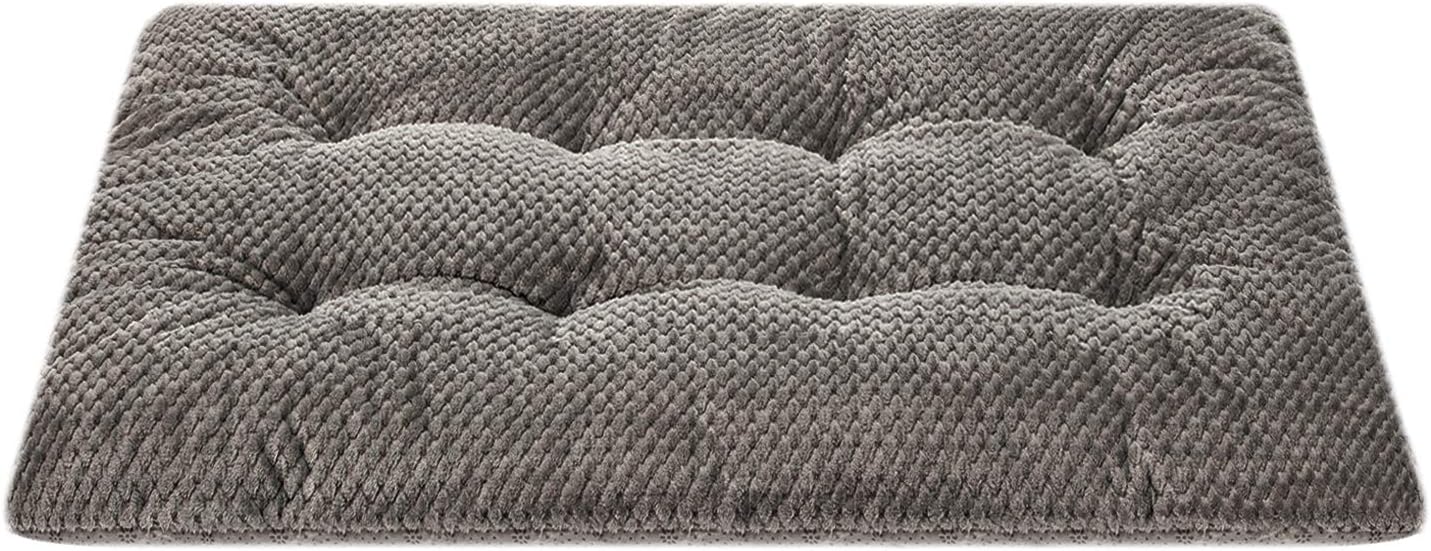 Fuzzy Deluxe Pet Bed