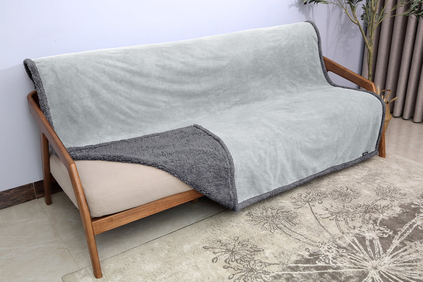 Waterproof Blanket, Reversible 80”X60”